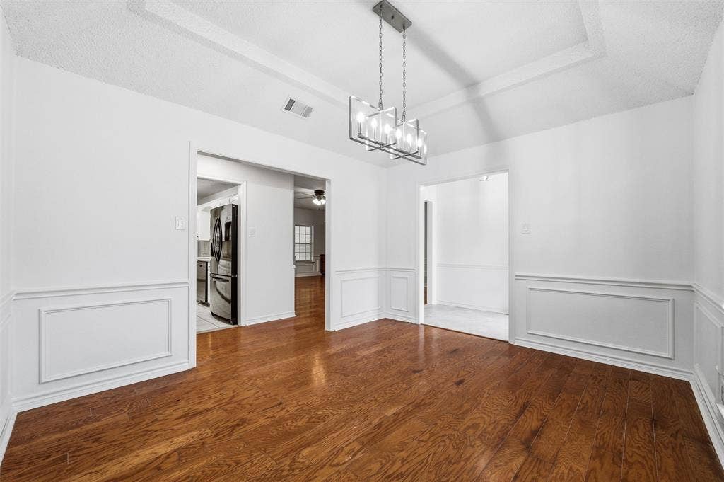 5030 Diamond Creek Drive, Midlothian, TX 76065 5030 Diamond Creek Drive, Midlothian, TX 76065