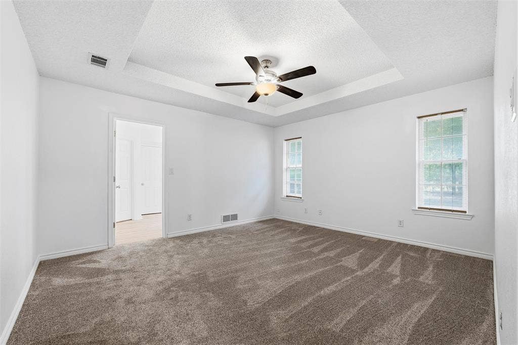 5030 Diamond Creek Drive, Midlothian, TX 76065 5030 Diamond Creek Drive, Midlothian, TX 76065