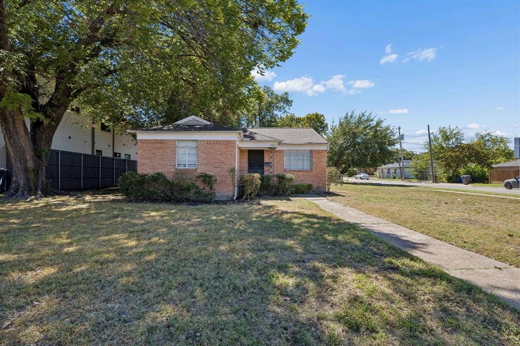 3802 Dunhaven Road, Dallas, TX 75220 3802 Dunhaven Road, Dallas, TX 75220
