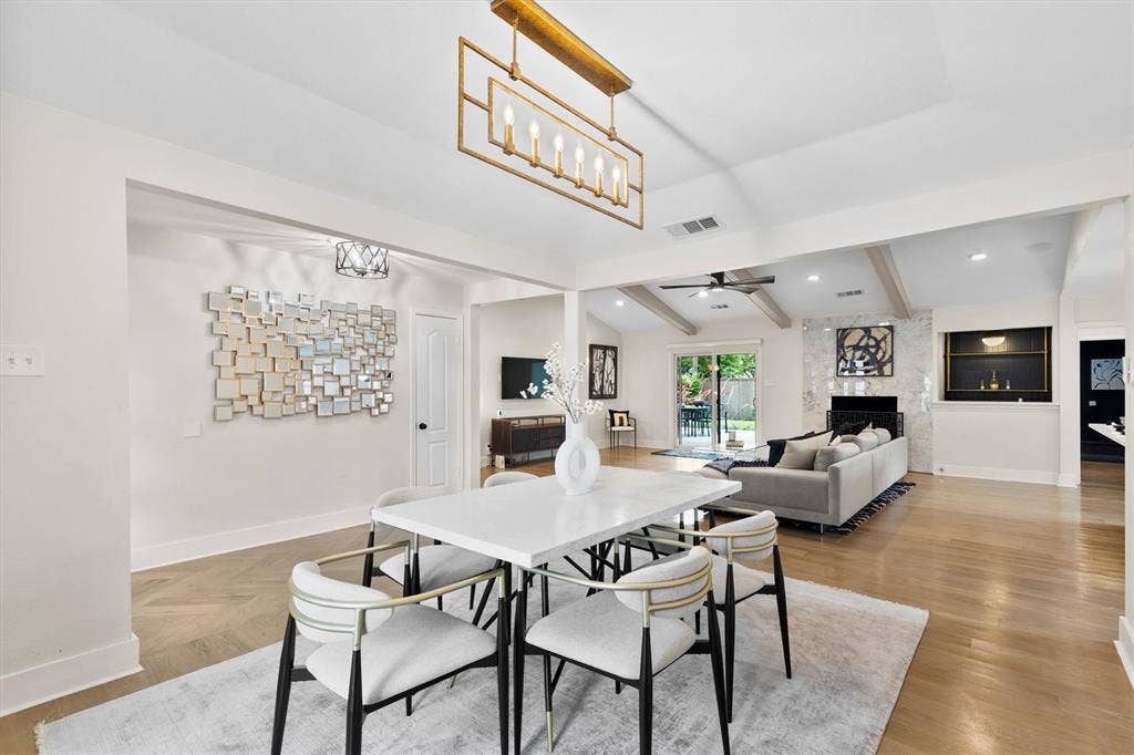 6330 E Lovers Lane, Dallas, TX 75214 6330 E Lovers Lane, Dallas, TX 75214