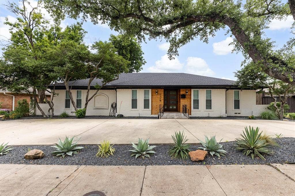 6330 E Lovers Lane, Dallas, TX 75214 6330 E Lovers Lane, Dallas, TX 75214