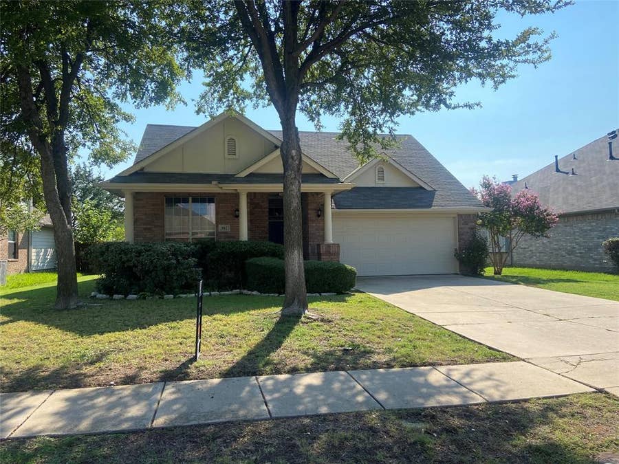 Property photo for 302 Crabapple Drive, Wylie, TX