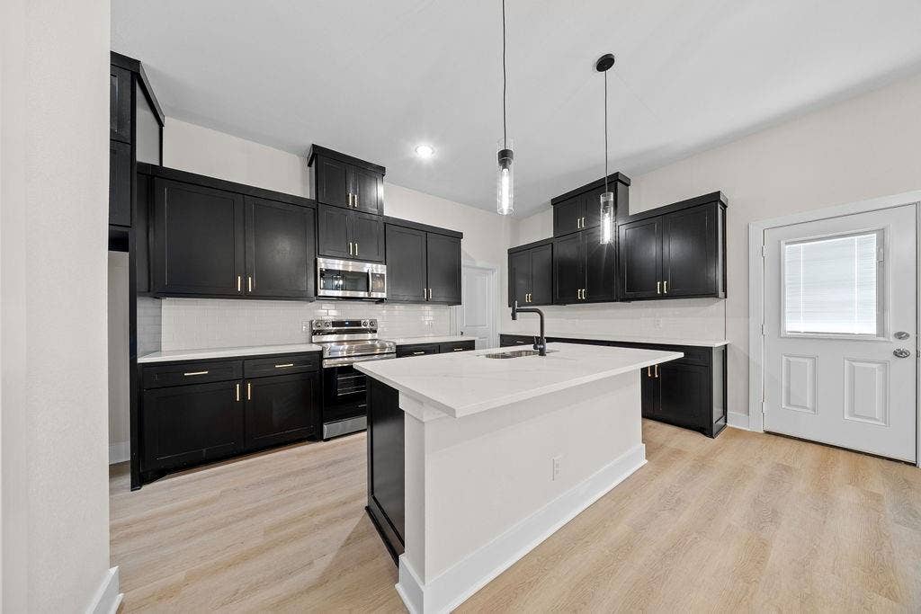 1628 & 1630 Bessie Street, Fort Worth, TX 76104