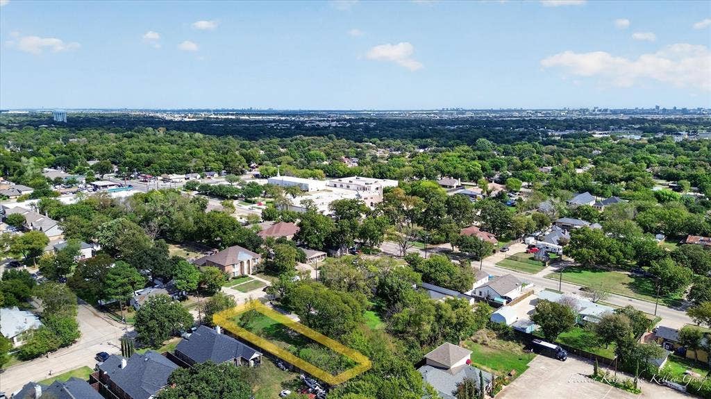 906 King Avenue, Irving, TX 75060 906 King Avenue, Irving, TX 75060