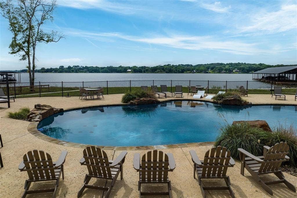 6923 Lakeshore Way, Malakoff, TX 75148