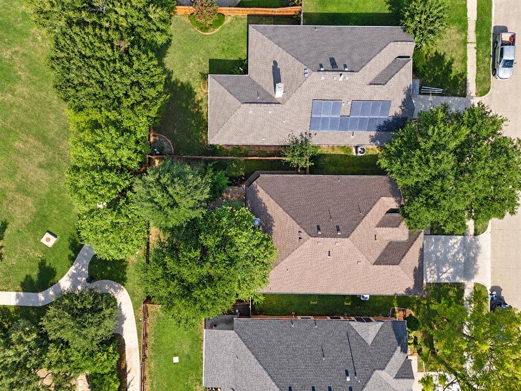 6831 Landing Drive, Grand Prairie, TX 75054