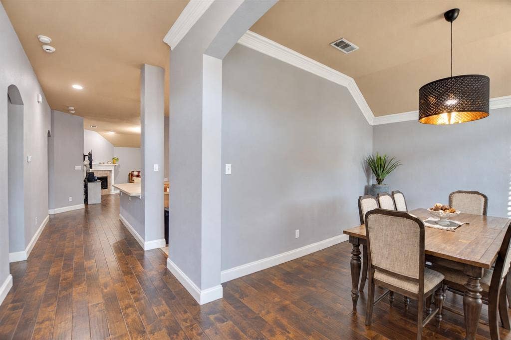 6831 Landing Drive, Grand Prairie, TX 75054