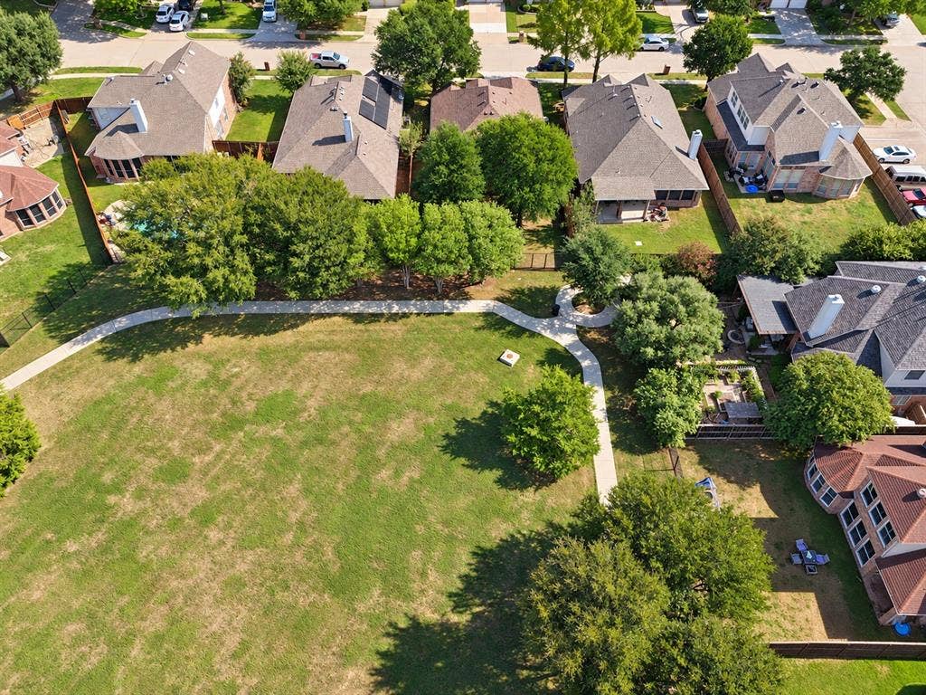 Green belt and walking trail directly accessible from backyard gate