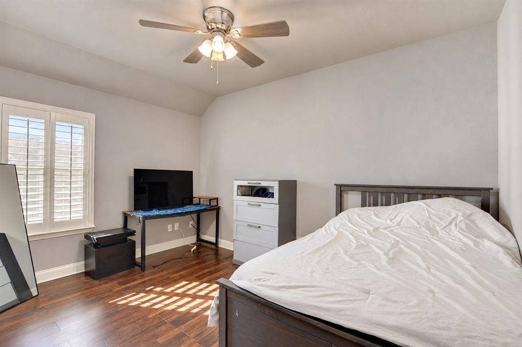 6831 Landing Drive, Grand Prairie, TX 75054