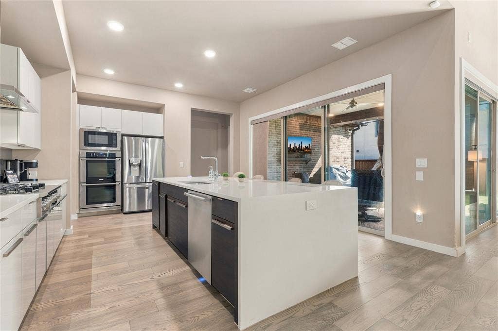 609 Lismore Drive, Frisco, TX 75036