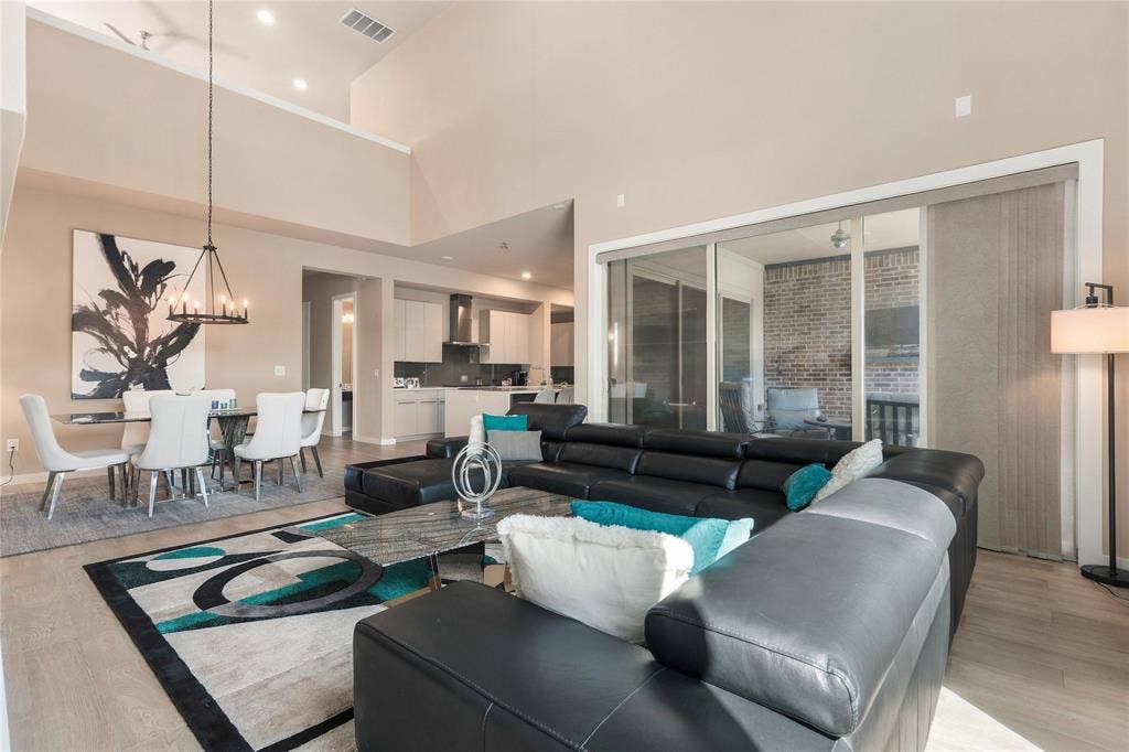 609 Lismore Drive, Frisco, TX 75036