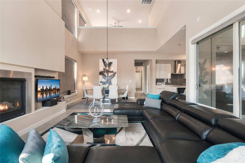 609 Lismore Drive, Frisco, TX 75036