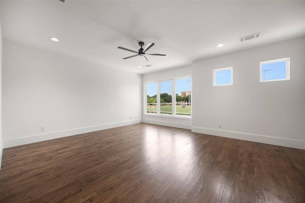 6304 Covington Lane, Dallas, TX 75214 6304 Covington Lane, Dallas, TX 75214