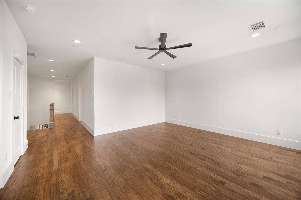6304 Covington Lane, Dallas, TX 75214 6304 Covington Lane, Dallas, TX 75214