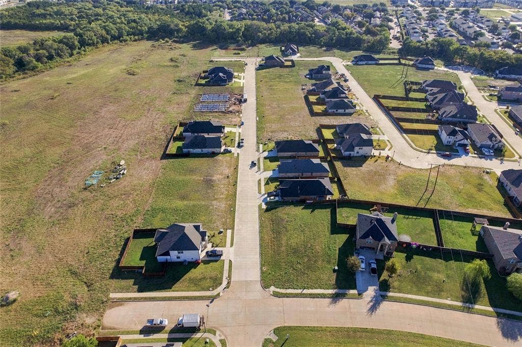 605 Parakeet Lane, Sherman, TX 75092