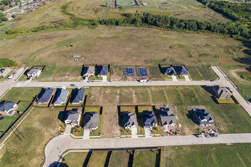 605 Parakeet Lane, Sherman, TX 75092