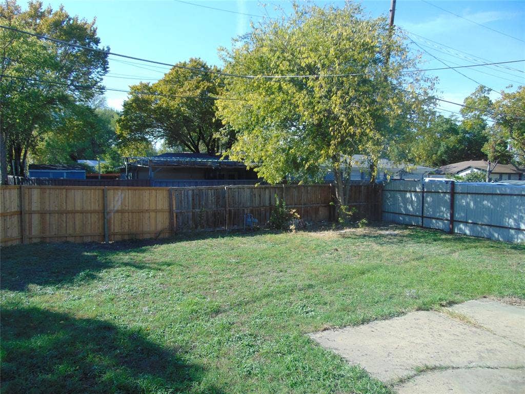 1741 Oak Hill Circle, Dallas, TX 75217 1741 Oak Hill Circle, Dallas, TX 75217
