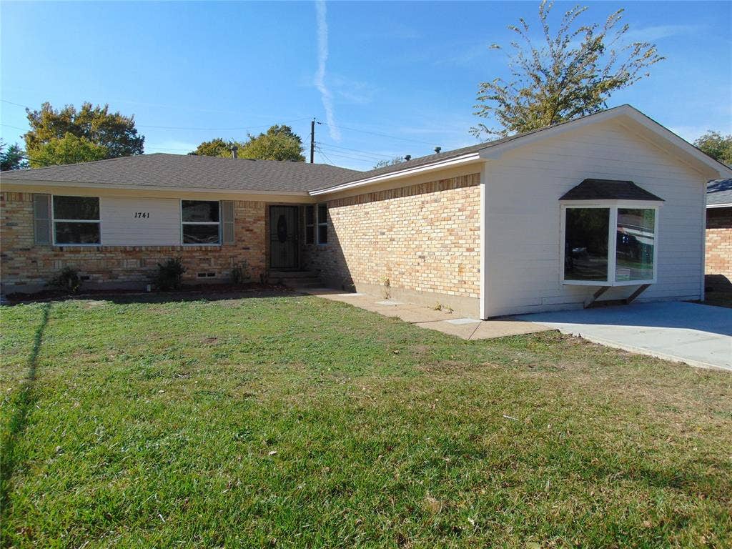 1741 Oak Hill Circle, Dallas, TX 75217 1741 Oak Hill Circle, Dallas, TX 75217
