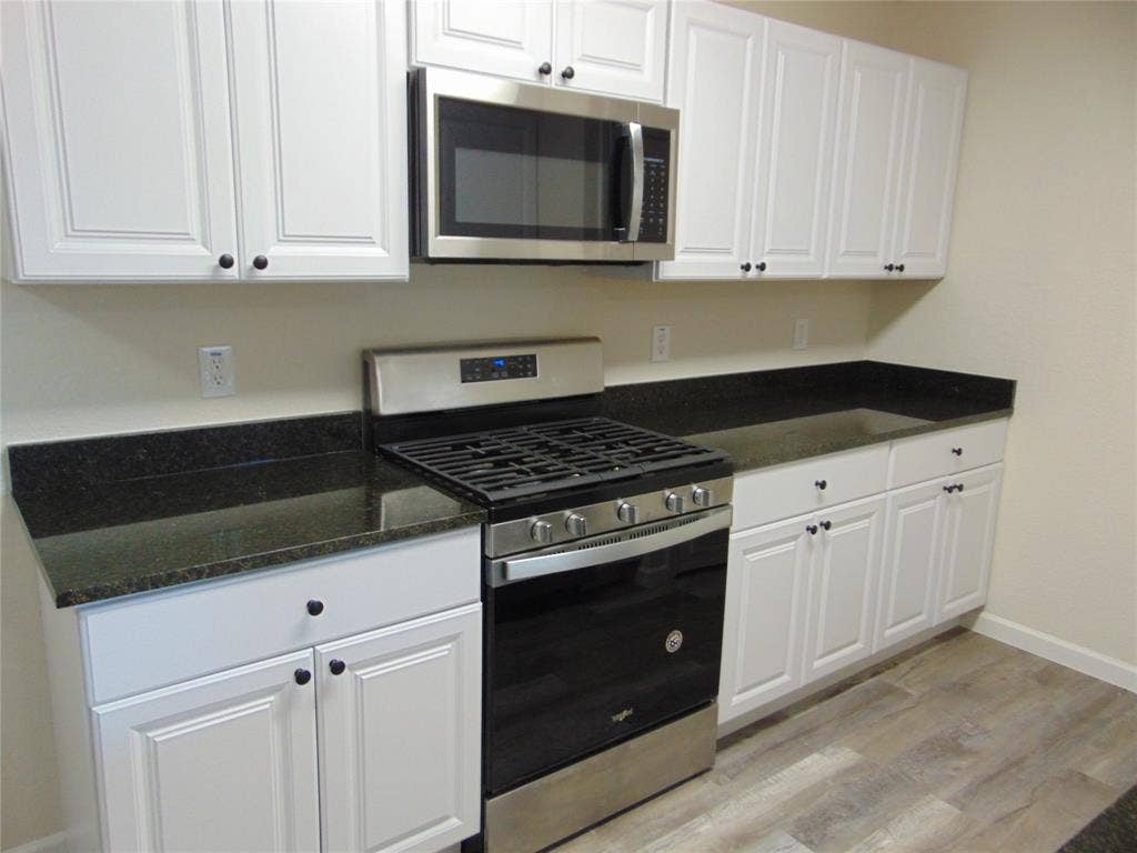 1741 Oak Hill Circle, Dallas, TX 75217 1741 Oak Hill Circle, Dallas, TX 75217