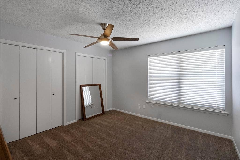 2902 Country Place Circle, Carrollton, TX 75006