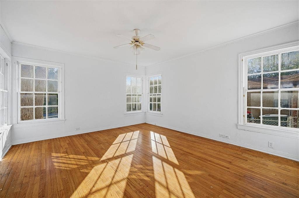 1420 N Shannon Street, Sherman, TX 75092