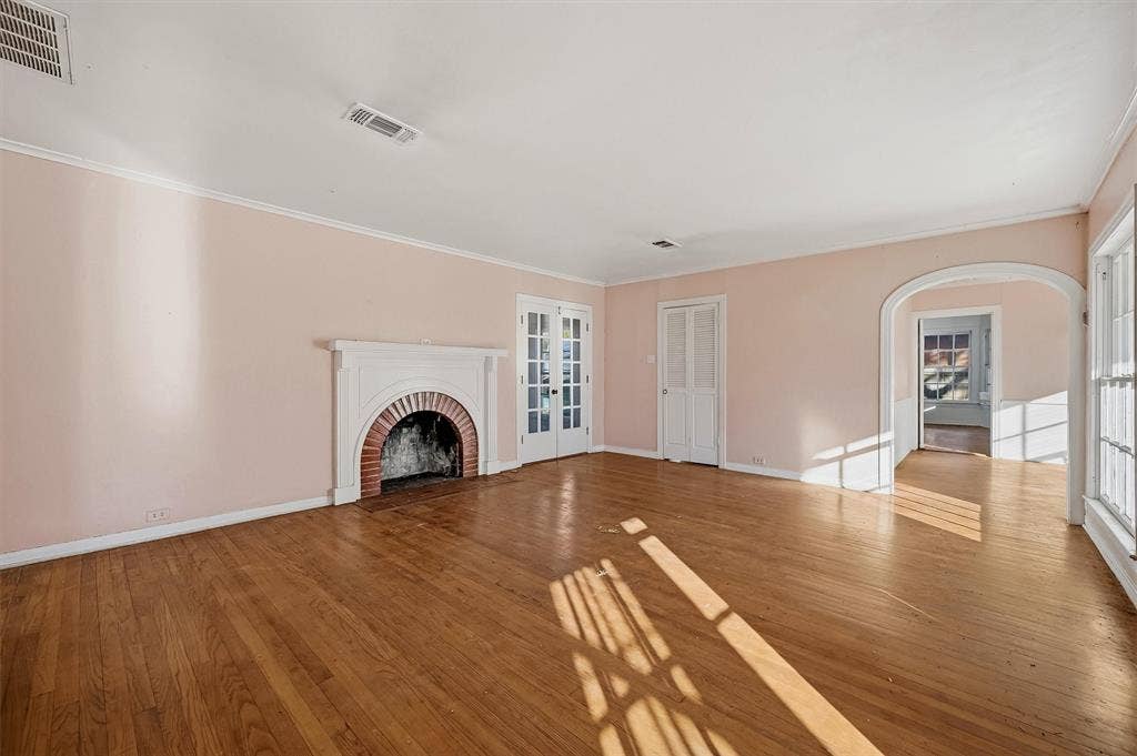 1420 N Shannon Street, Sherman, TX 75092