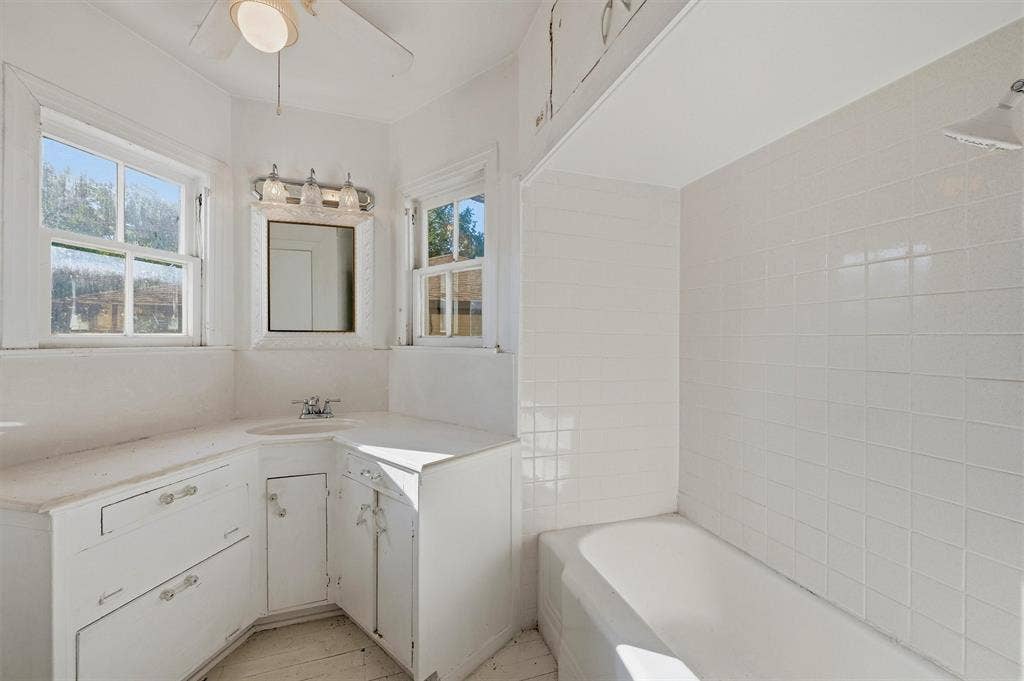 1420 N Shannon Street, Sherman, TX 75092