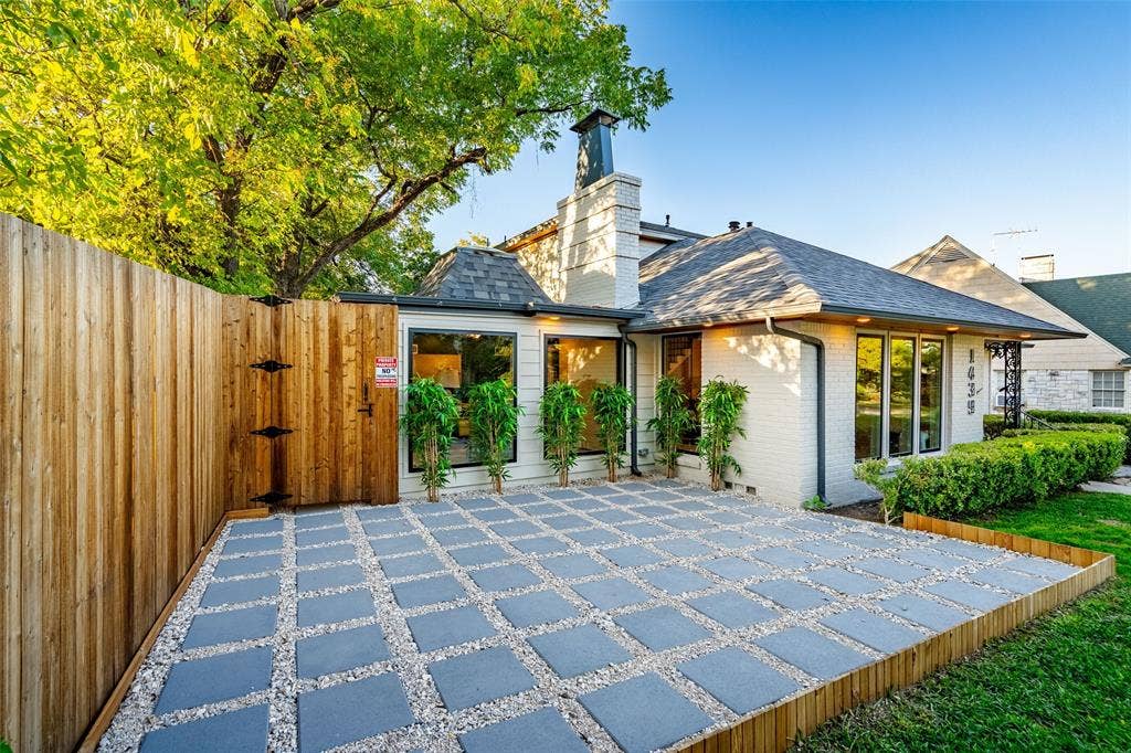 1439 Junior Drive, Dallas, TX 75208