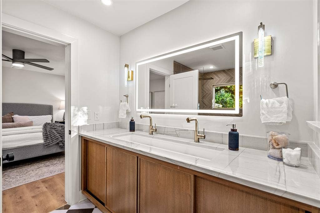 1439 Junior Drive, Dallas, TX 75208