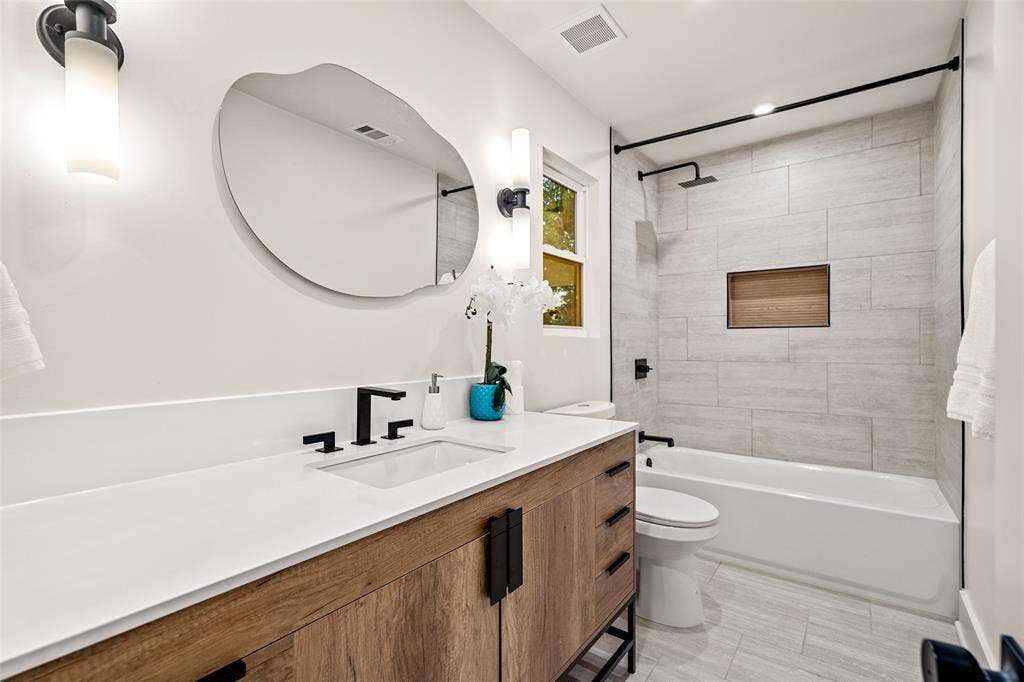 1439 Junior Drive, Dallas, TX 75208