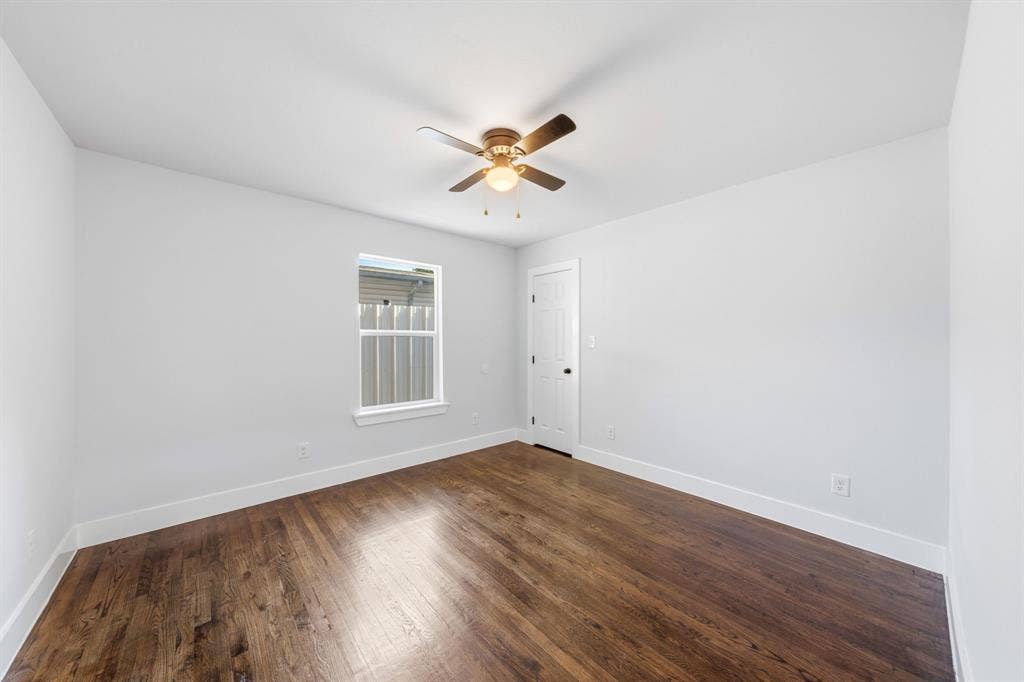 1239 Tarpley Avenue, Dallas, TX 75211 1239 Tarpley Avenue, Dallas, TX 75211