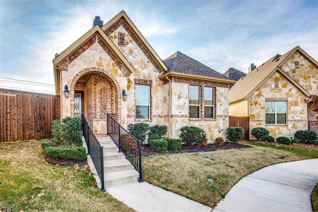 511 Kimblewick Drive, Frisco, TX 75036