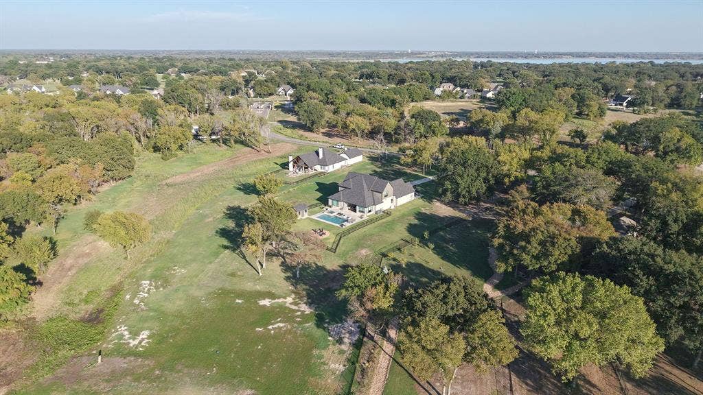 1514 Shoreline Drive, Mabank, TX 75143