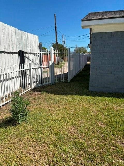 9684 Dale Glade Drive, Dallas, TX 75217 9684 Dale Glade Drive, Dallas, TX 75217