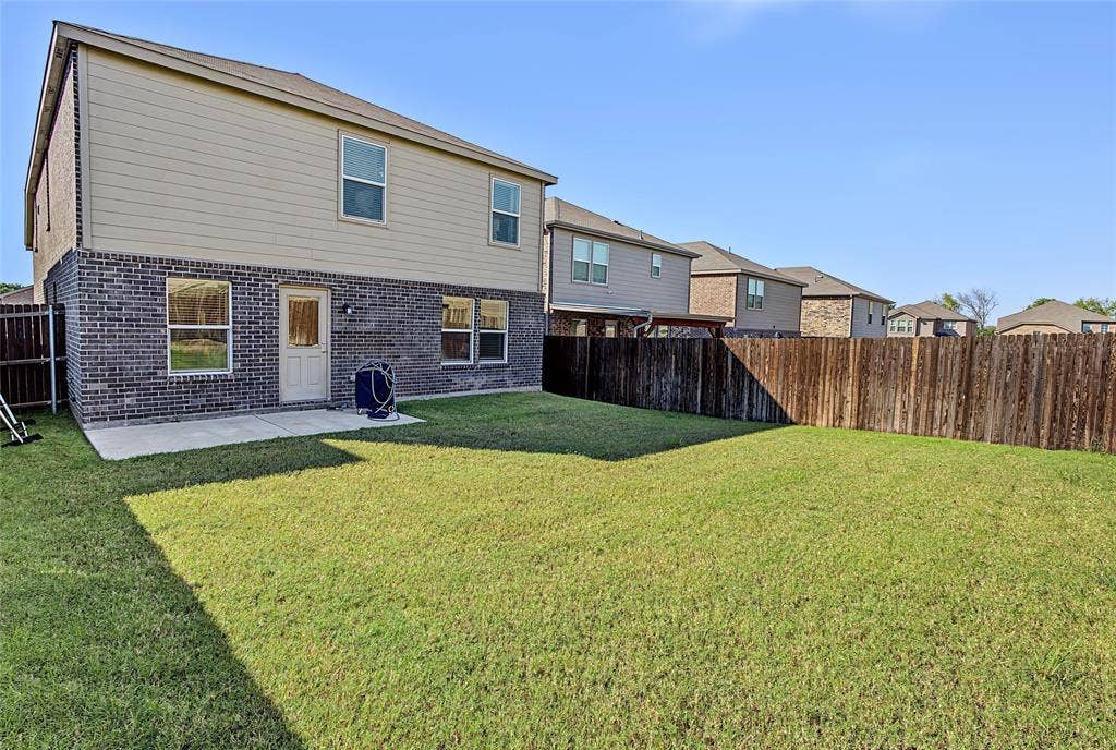 819 Ozark Path, Princeton, TX 75407