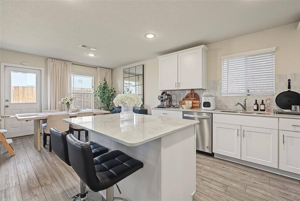 819 Ozark Path, Princeton, TX 75407