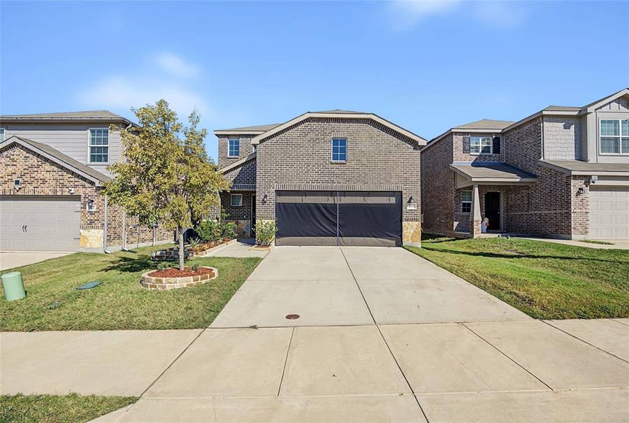 Property photo for 819 Ozark Path, Princeton, TX