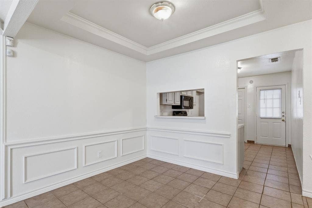 119 Larchbrook Drive, DeSoto, TX 75115