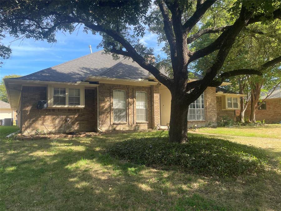 Property photo for 12112 Cross Creek Drive, Dallas, TX