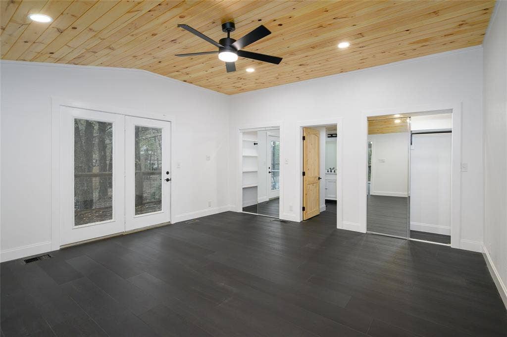 491 Black Forest Drive, Pottsboro, TX 75076