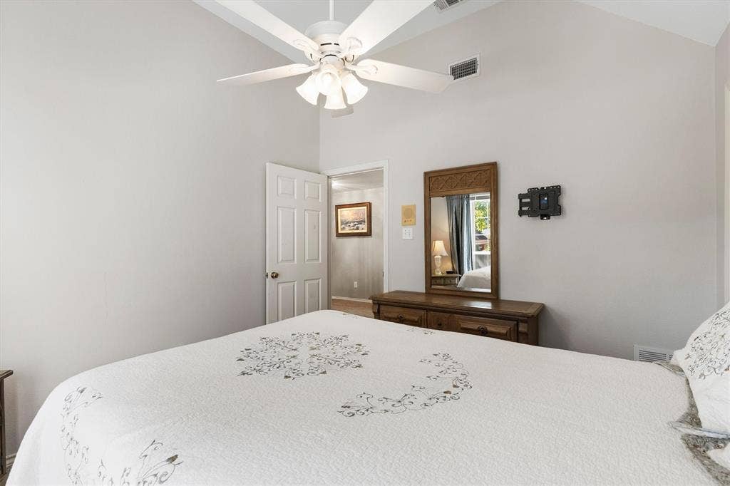 407 Grant Drive, Wylie, TX 75098 3rd bedroom w/walk-in closet