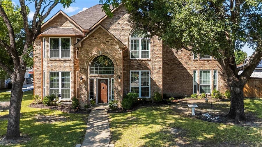 Property photo for 407 Grant Drive, Wylie, TX