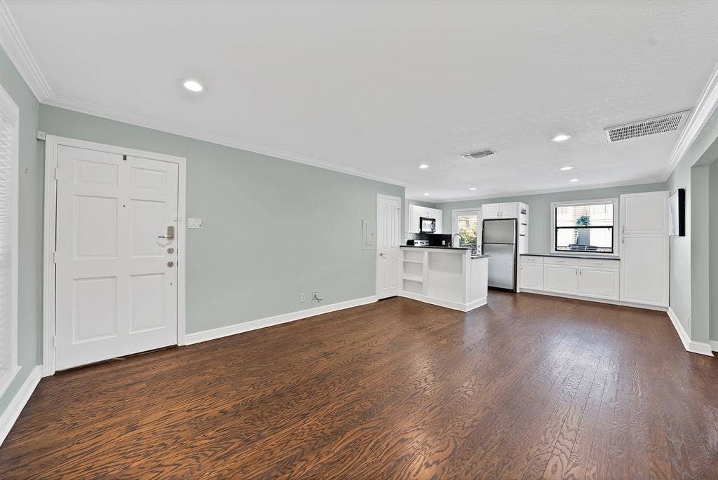 4120 Bowser Avenue, #D, Dallas, TX 75219 4120 Bowser Avenue, #D, Dallas, TX 75219