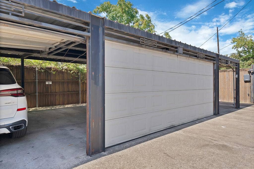 4120 Bowser Avenue, #D, Dallas, TX 75219 Alley access to covered parking