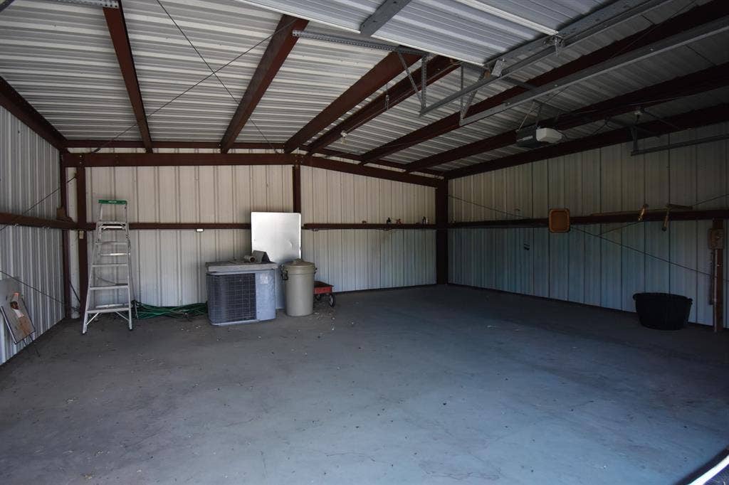 12236 First Katemcy Street, Mason, TX 76825