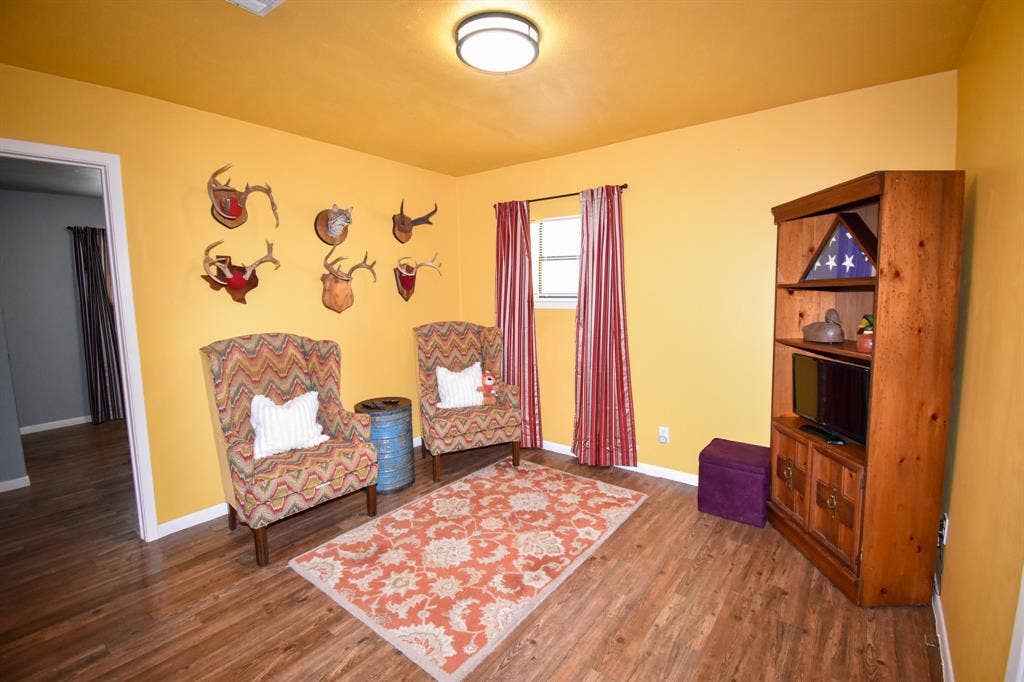 12236 First Katemcy Street, Mason, TX 76825