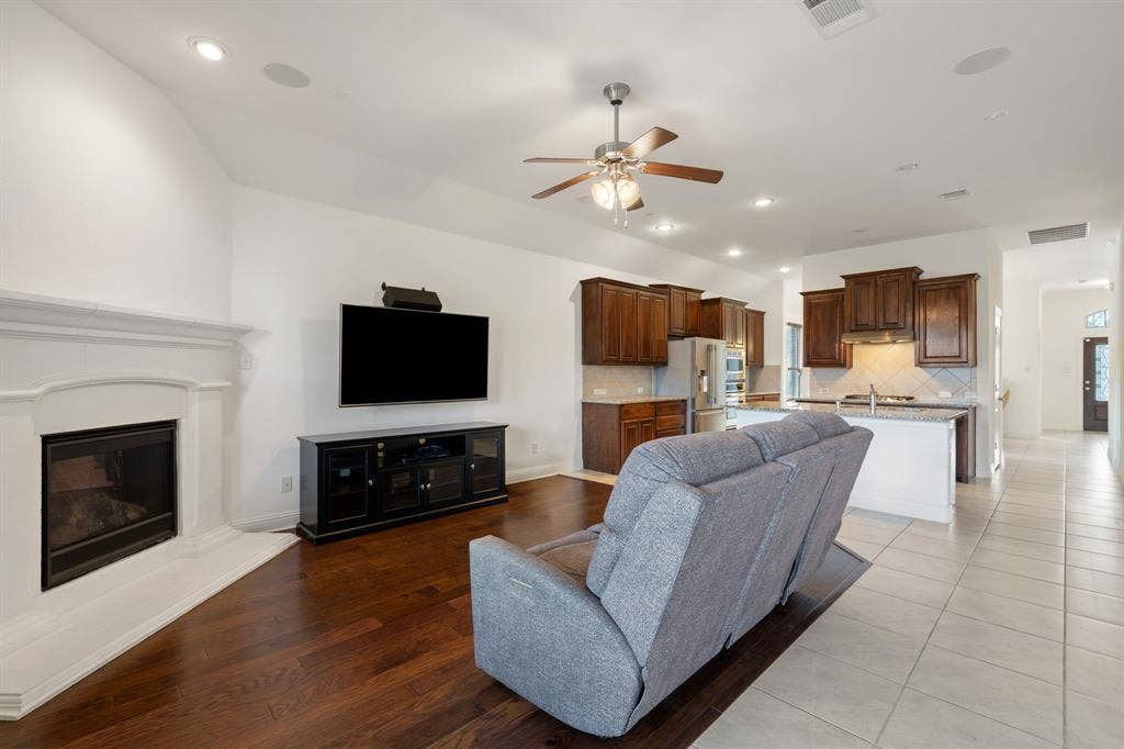 536 Alice Lane, Fate, TX 75189 536 Alice Lane, Fate, TX 75189