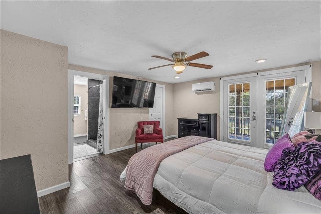 710 S Spears Street, Alvarado, TX 76009