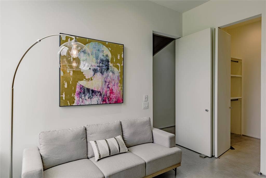1504 Burlew Street, #101, Dallas, TX 75204