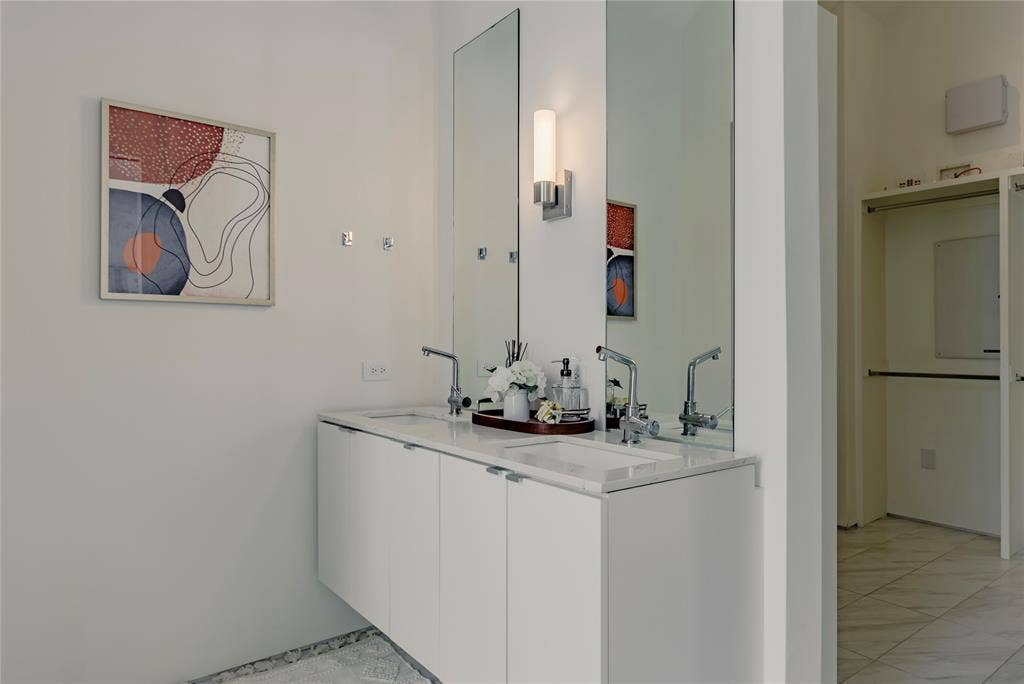 1504 Burlew Street, #101, Dallas, TX 75204